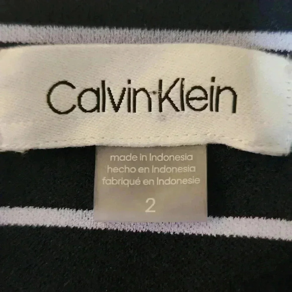 Calvin Klein Women's Sleeveless V Neck Cropped Jumpsuit with Self Belt Size 2 - Picture 5 of 6